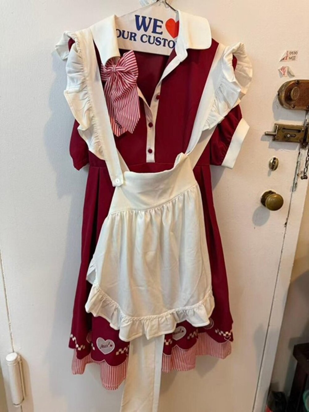 Lolita Dress: cute retro café / waitress look